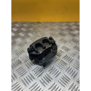 étriers de frein gauche pour TRIUMPH STREET TRIPLE 660 2018