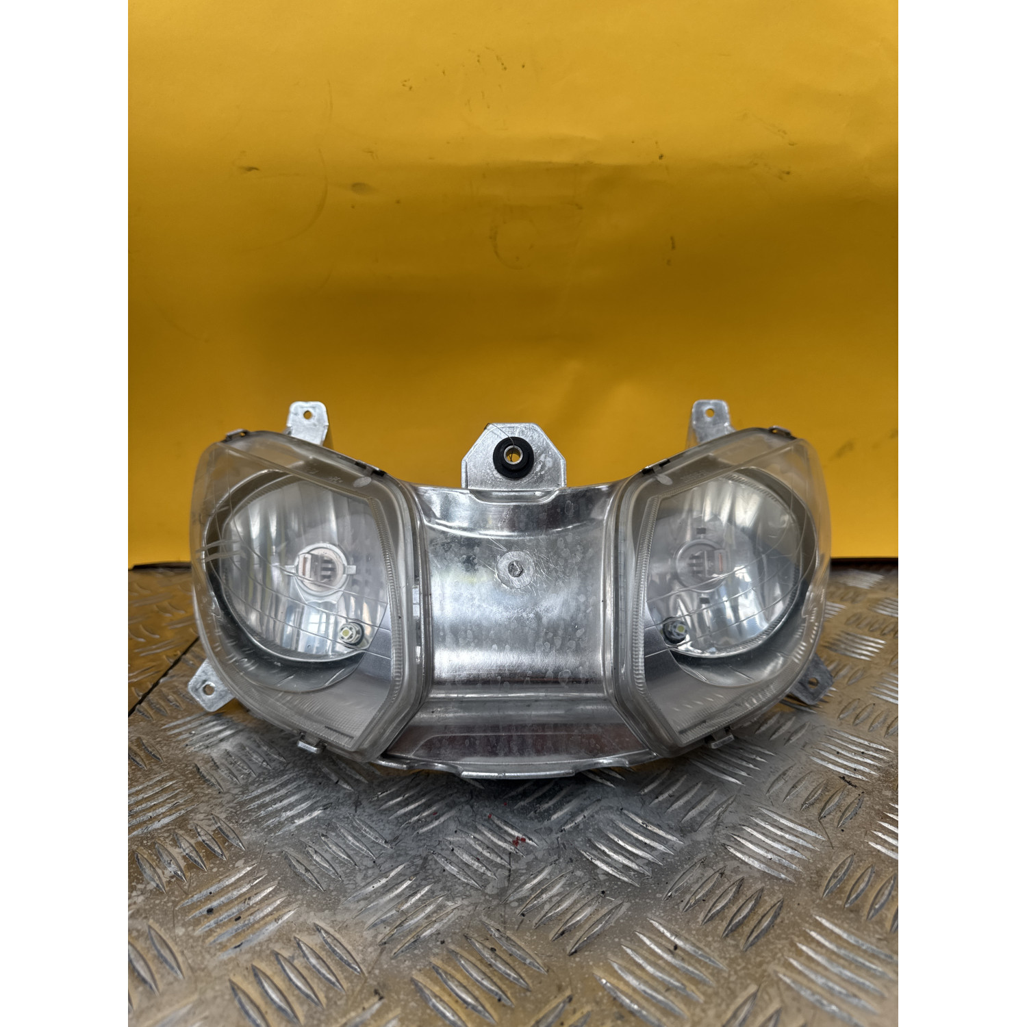 Phare avant pour YAMAHA XMAX 125 2012