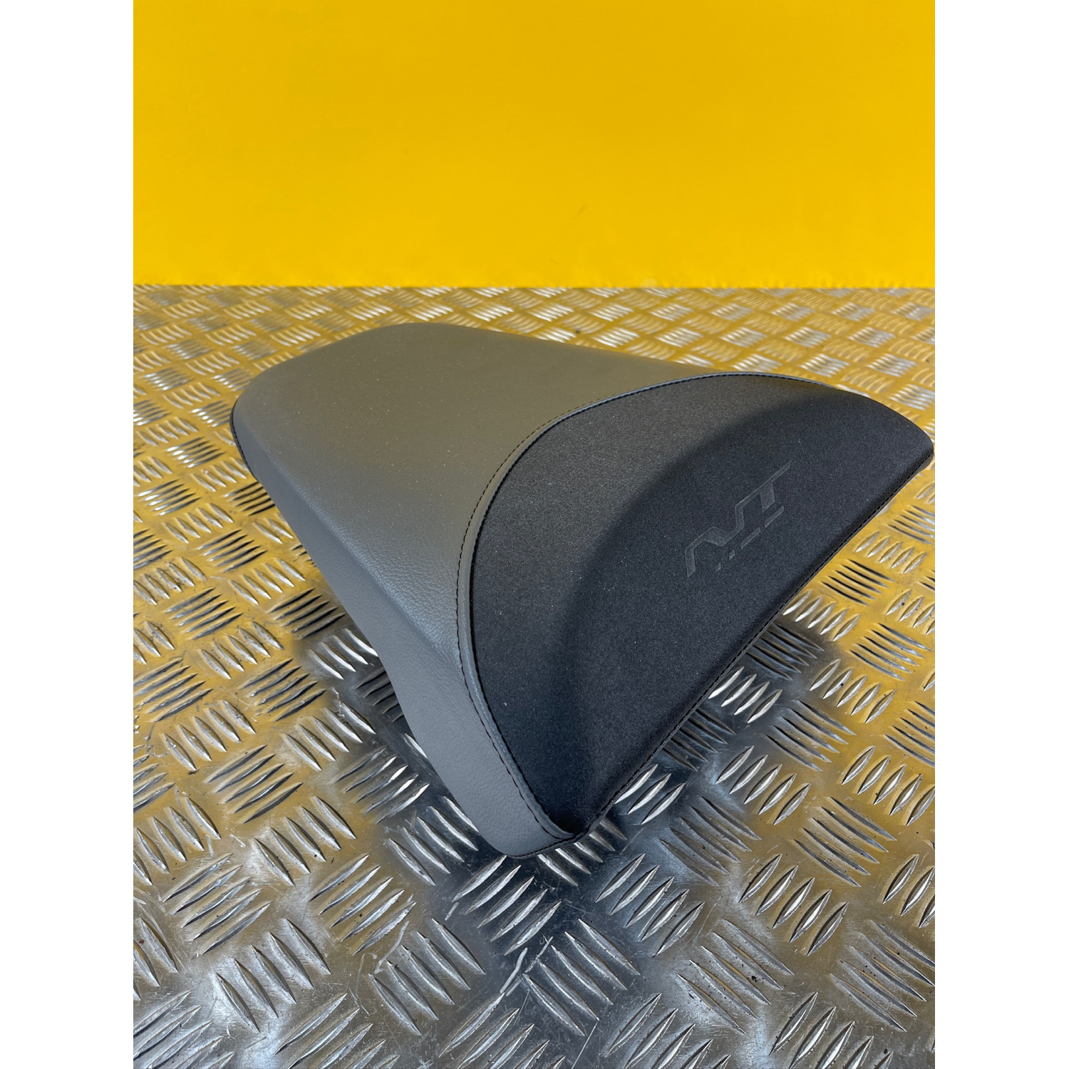 Selle passager pour HONDA NT 1100 77300-MLE-01ZA