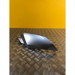 Cache latéral arrière sous selle gauche pour HONDA XADV 750 2018