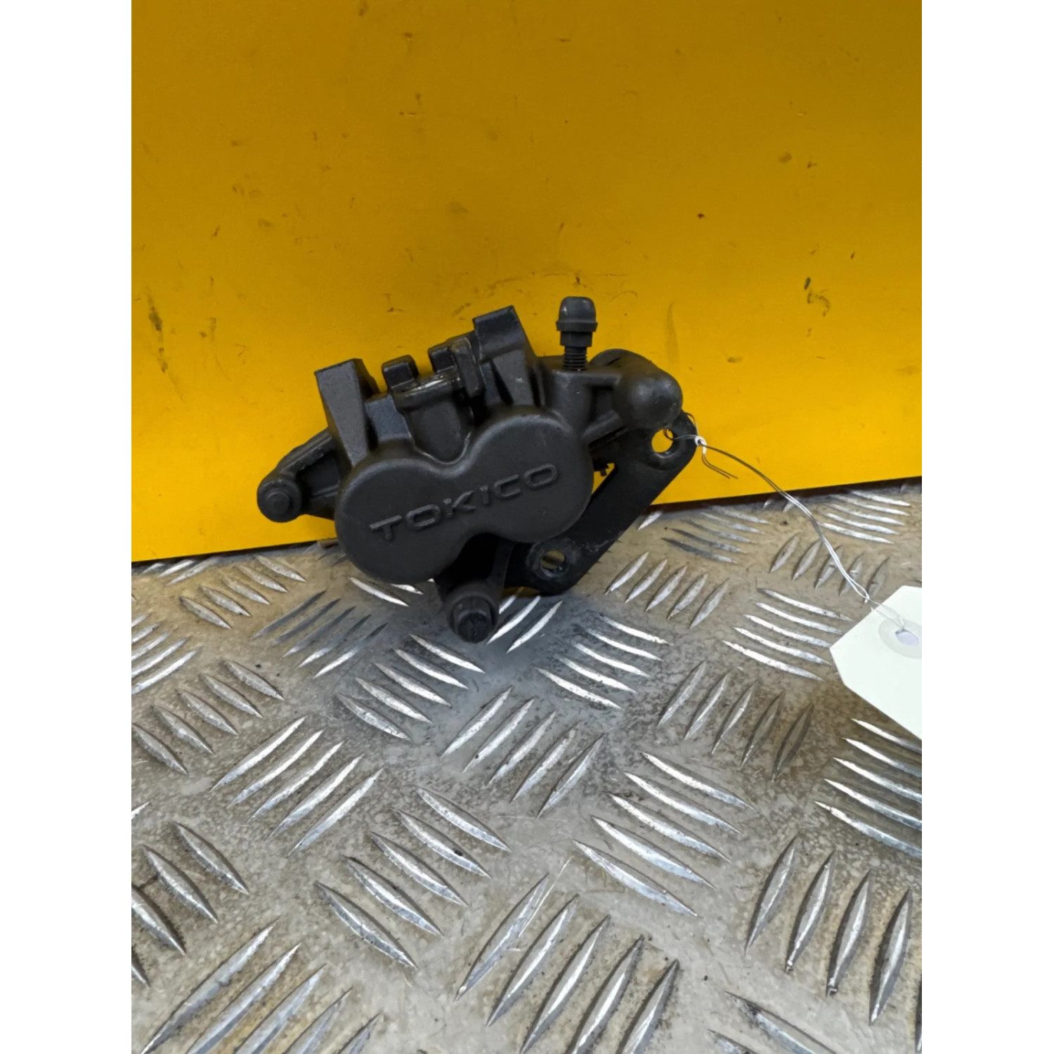 étriers de frein avant gauche pour SUZUKI BANDIT 650 2005