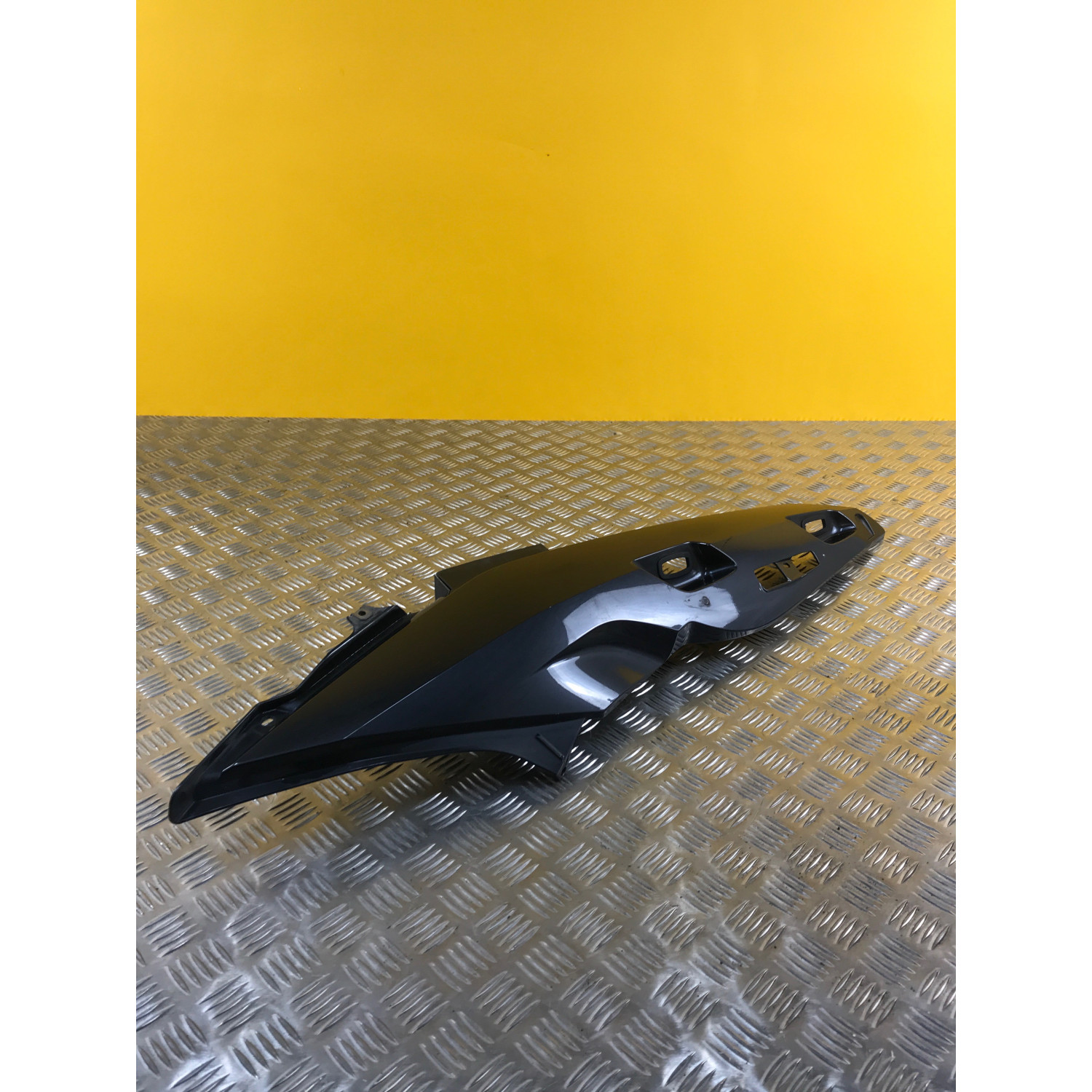 Demi coque arrière droite pour BMW R 1200 RT ABS 2006