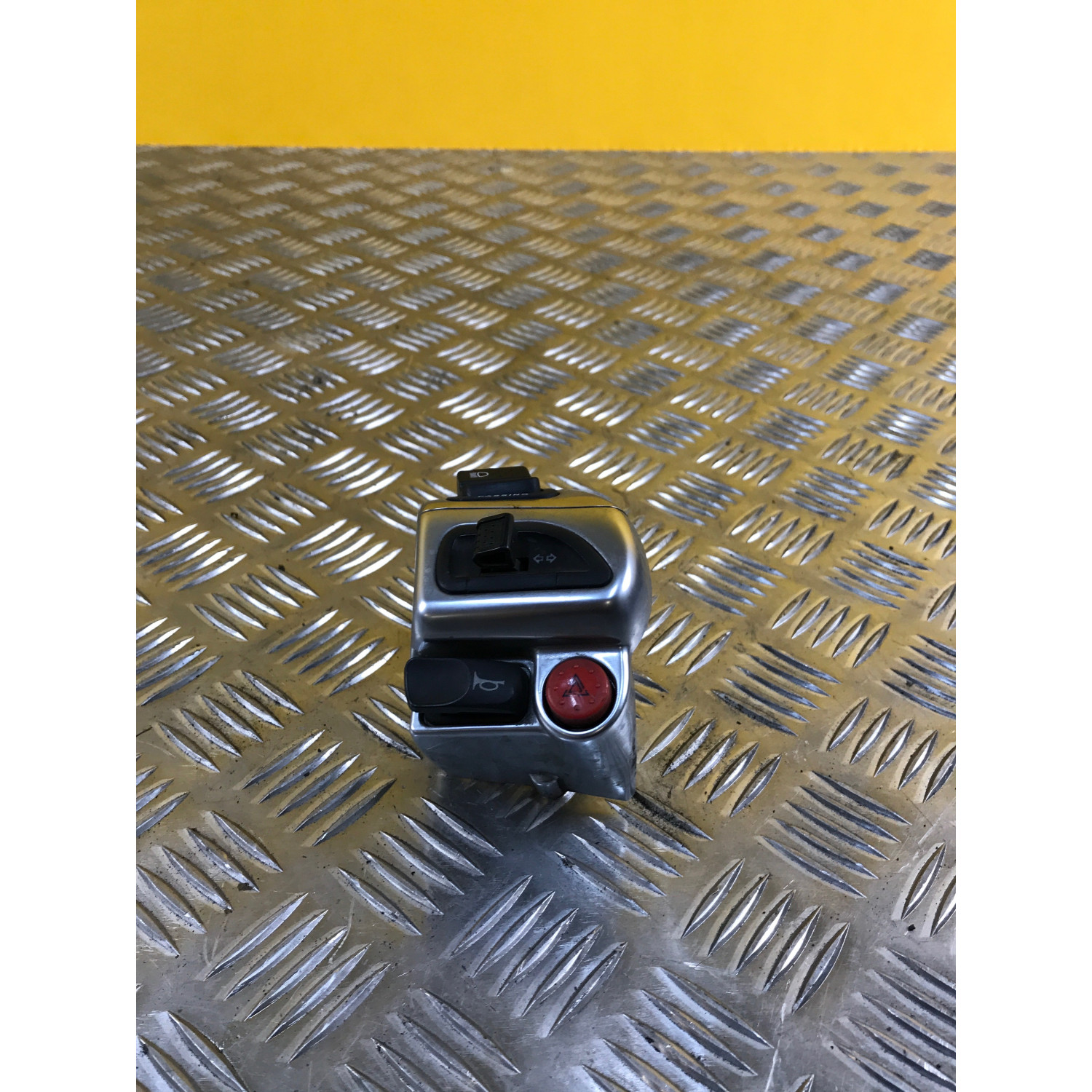 Commodo gauche gestion de l'éclairage pour PIAGGIO MP3 500 2012