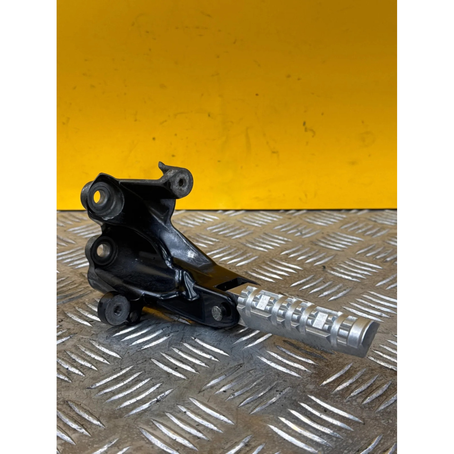 Repose pied arrière gauche pour YAMAHA T MAX 530 2013