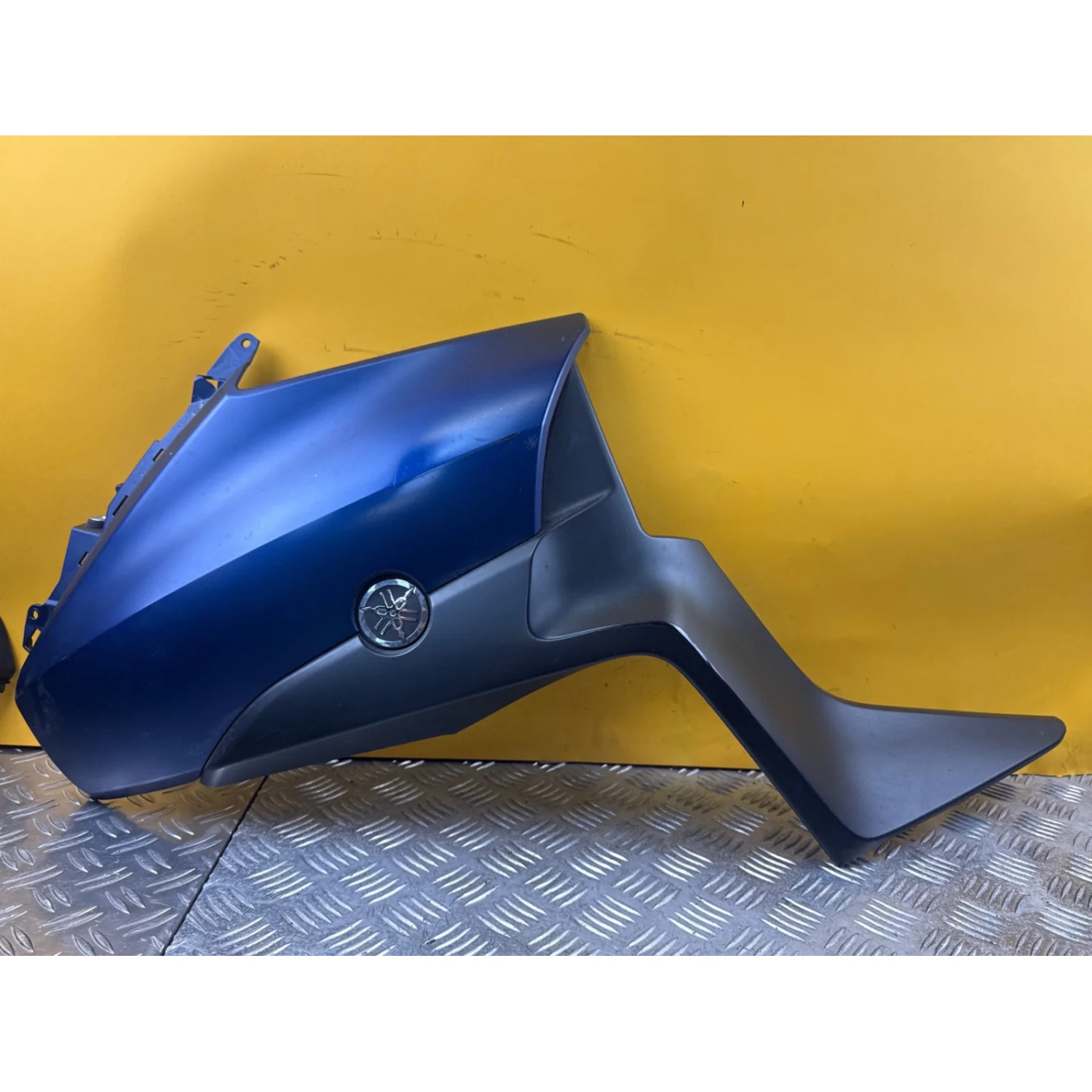 Flanc avant gauche pour YAMAHA XMAX 125 2018