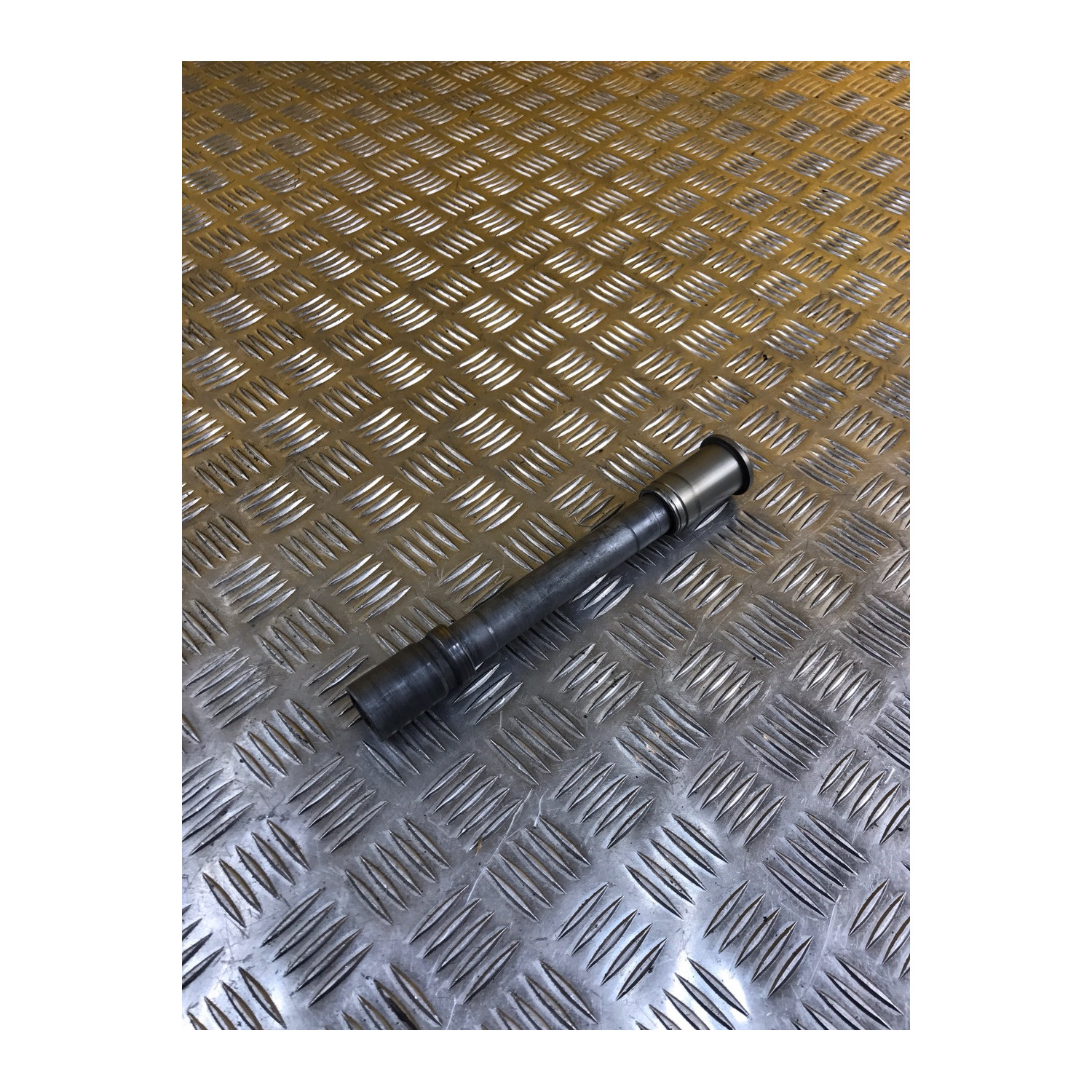 Axe de roue avant pour BMW S 1000 RR 2012