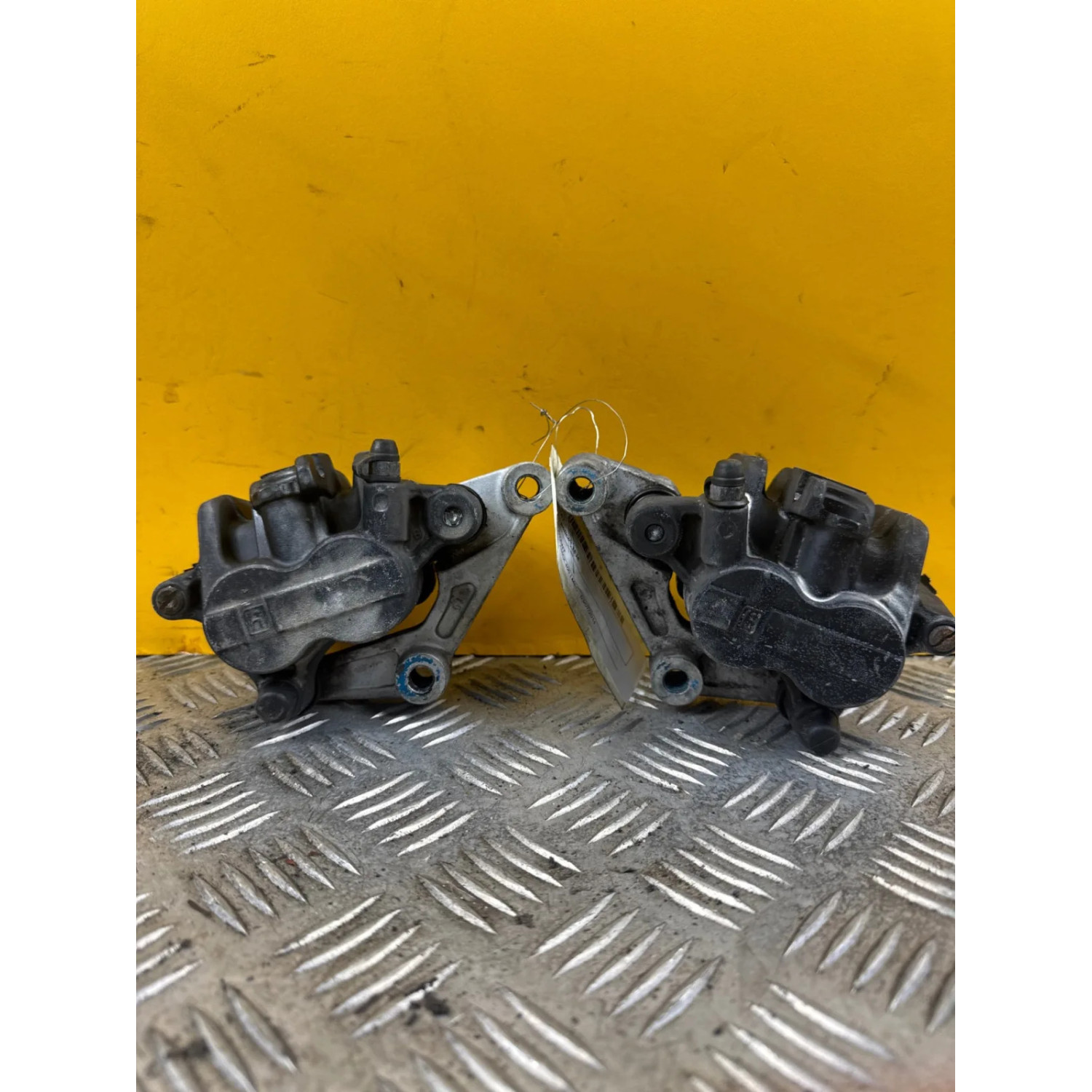 Etrier avant pour YAMAHA XMAX 400 2014