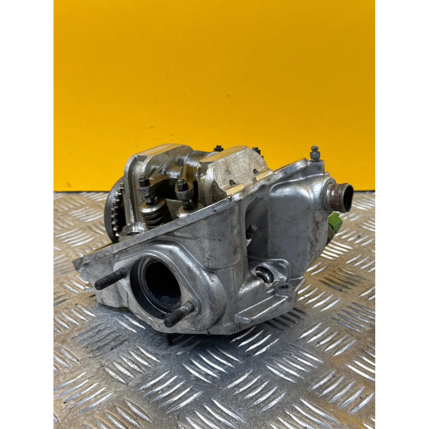 Culasse pour YAMAHA XJ 600 2010