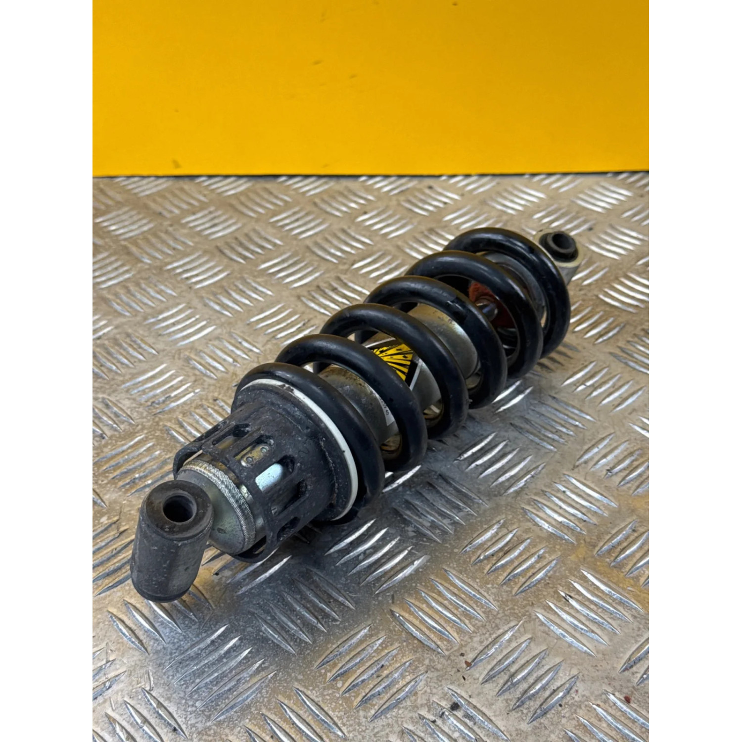 Amortisseur arrière pour YAMAHA XJ 600 2010