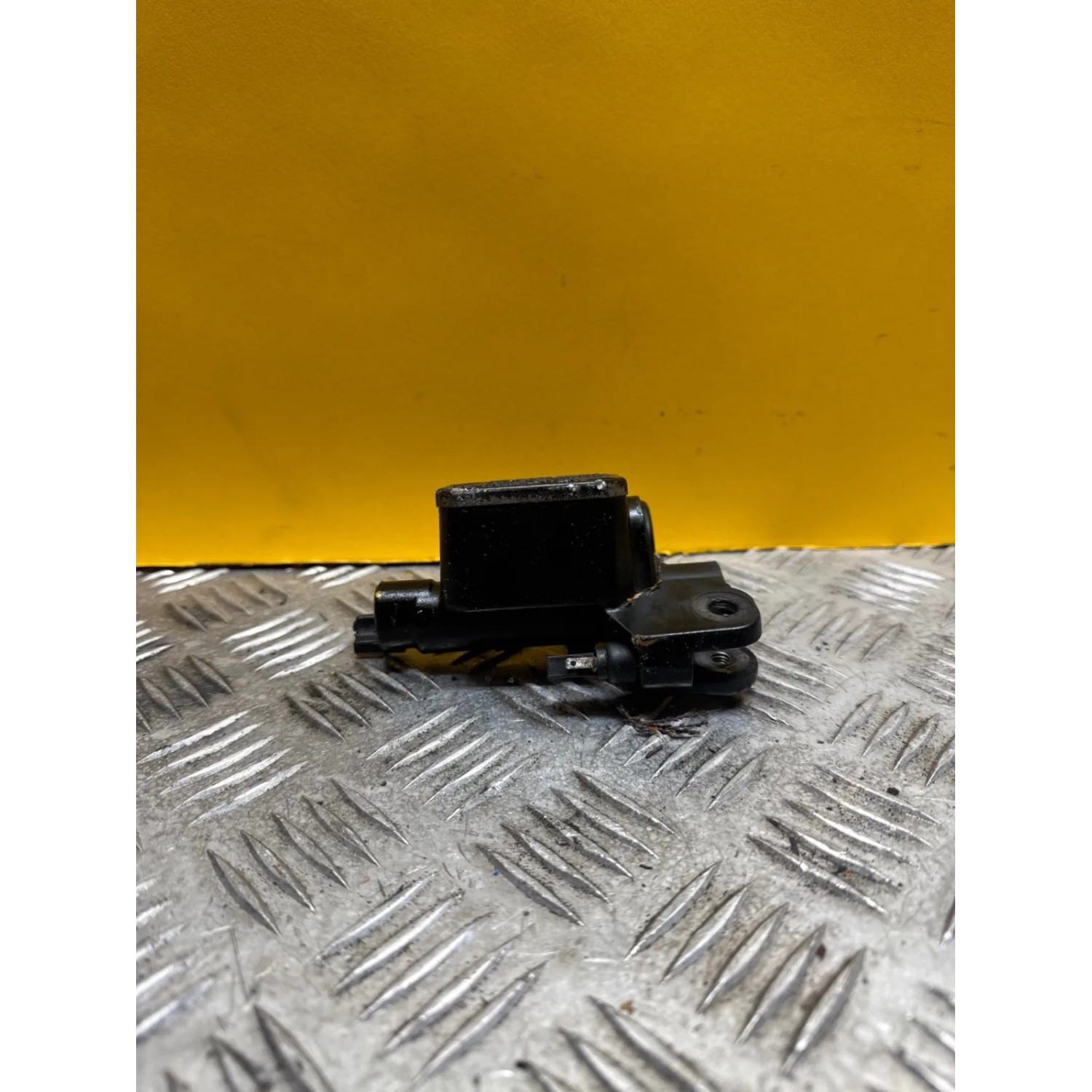 Maitre cylindre frein avant pour PIAGGIO MP3 350 LT 2019