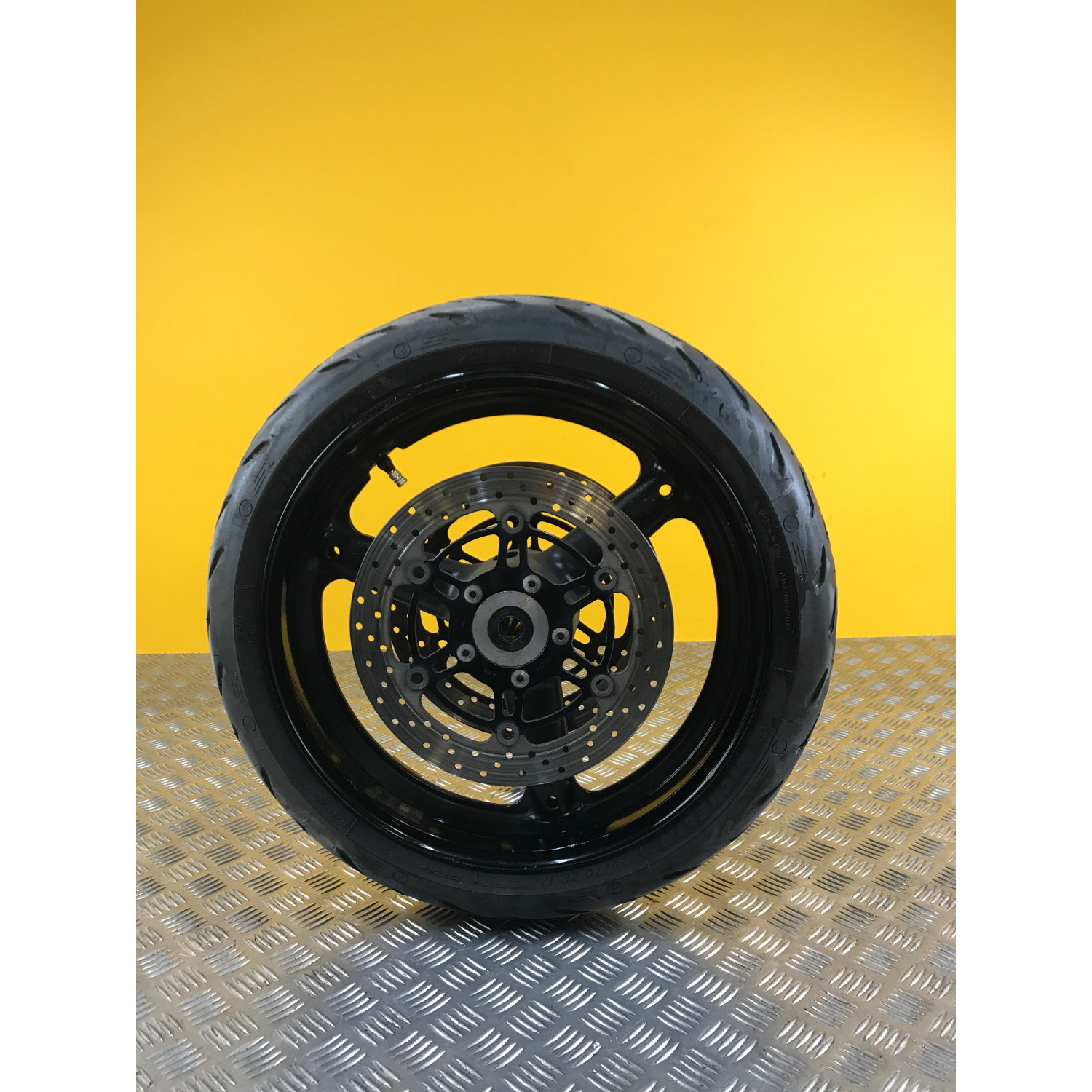 Jante avant pour SUZUKI BANDIT 2007