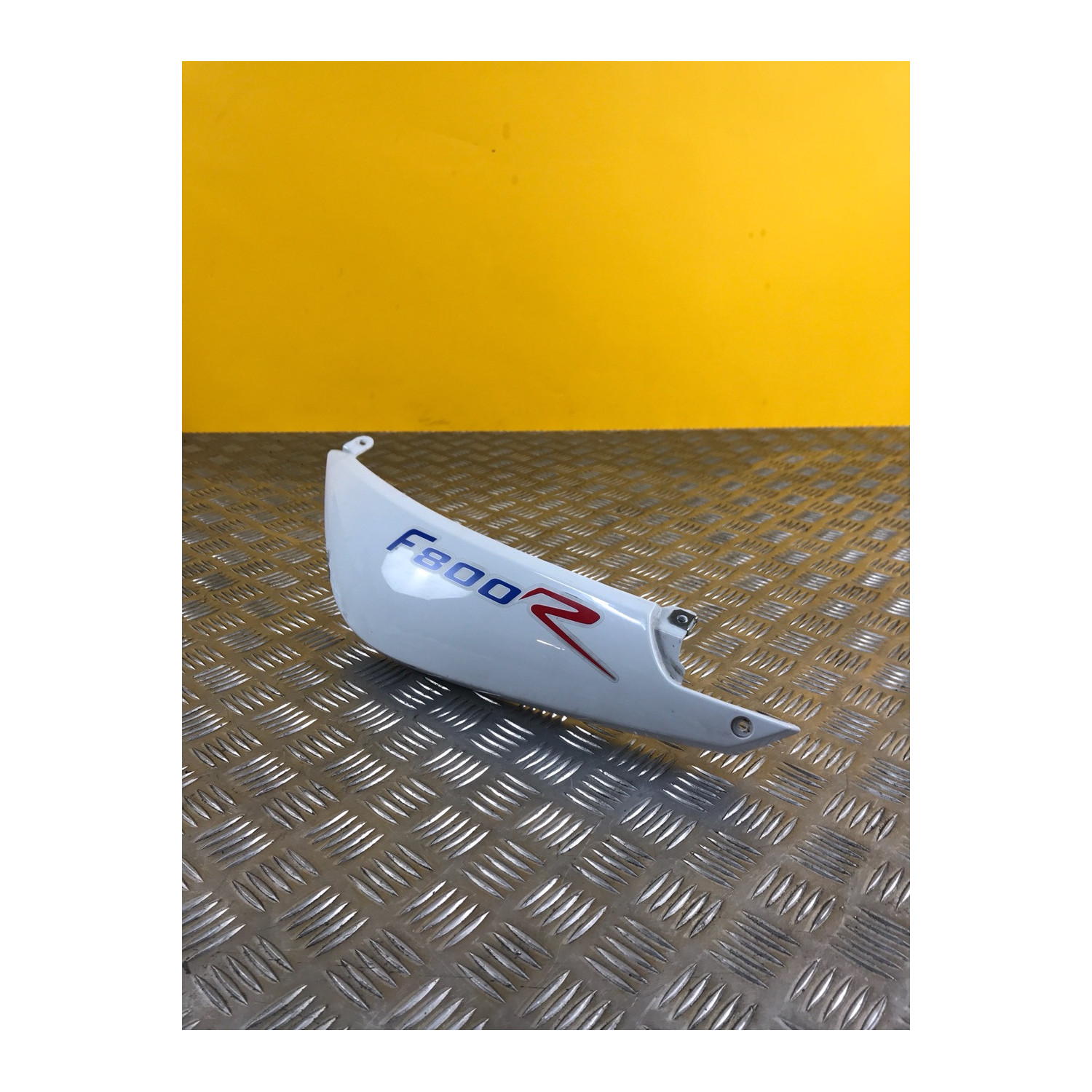 Demi coque arrière gauche pour BMW F 800 R 2015 4662 7 678 607