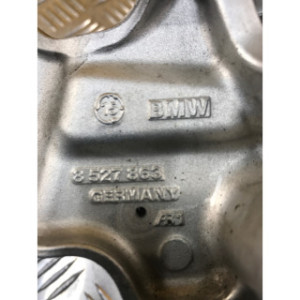 Platine repose pieds avant gauche pour BMW F 800 R 2015 8 527 863