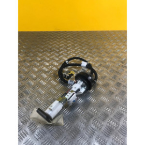 Pompe à essence pour PIAGGIO MP3 530 2024