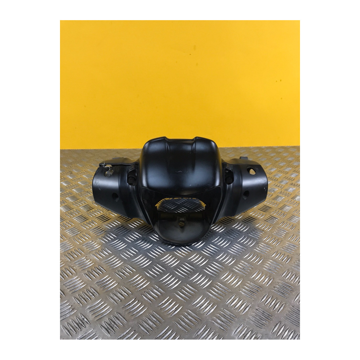 Cache phare pour PIAGGIO Medley 125 2020