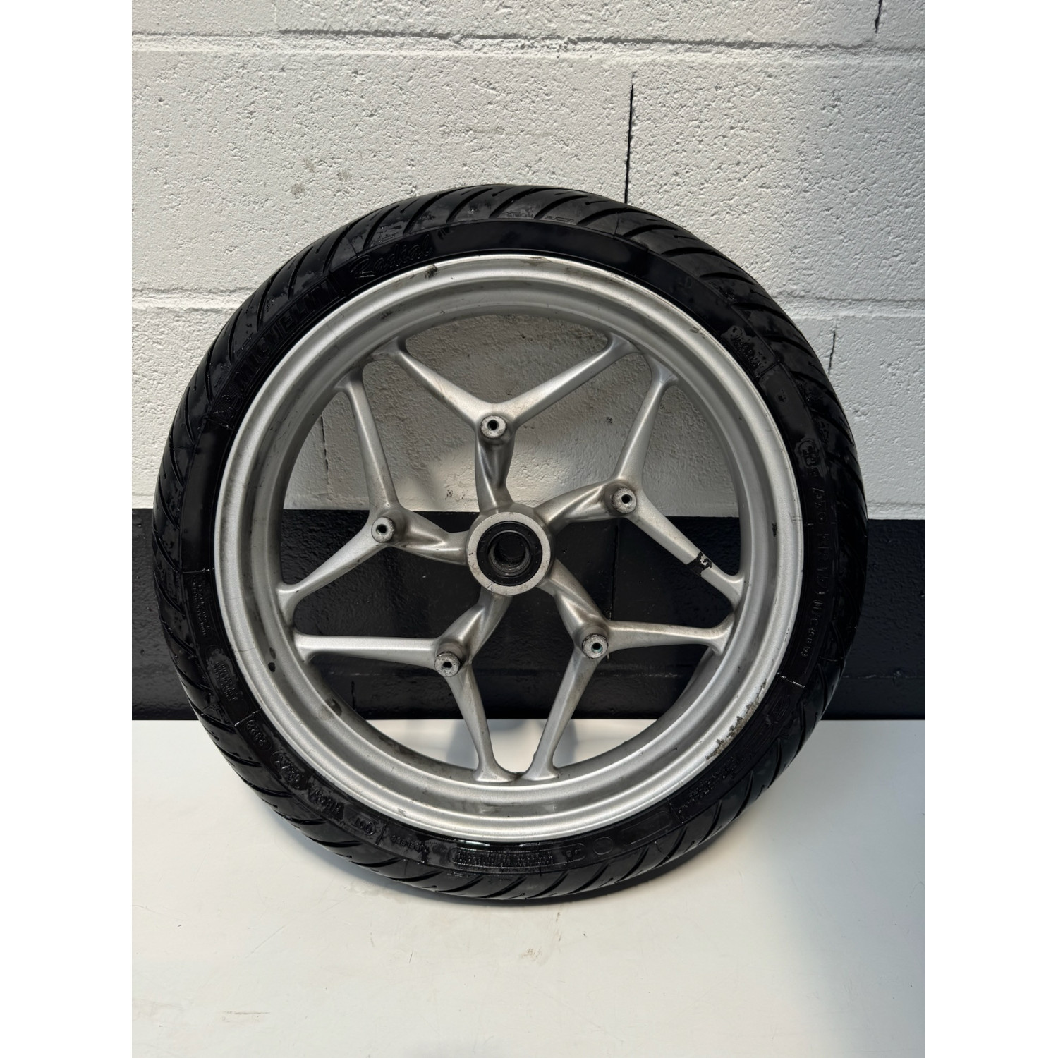 Jante avant pour BMW R 1200 RT 2025 52191735