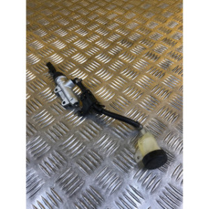 Maitre cylindre frein arrière pour BMW F 800 R 2015