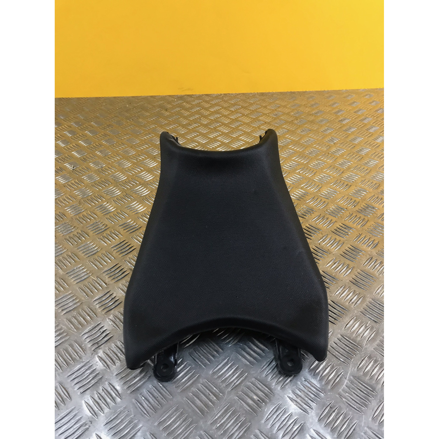 Selle conducteur pour KTM DUKE 125 vc-108303-jsispl