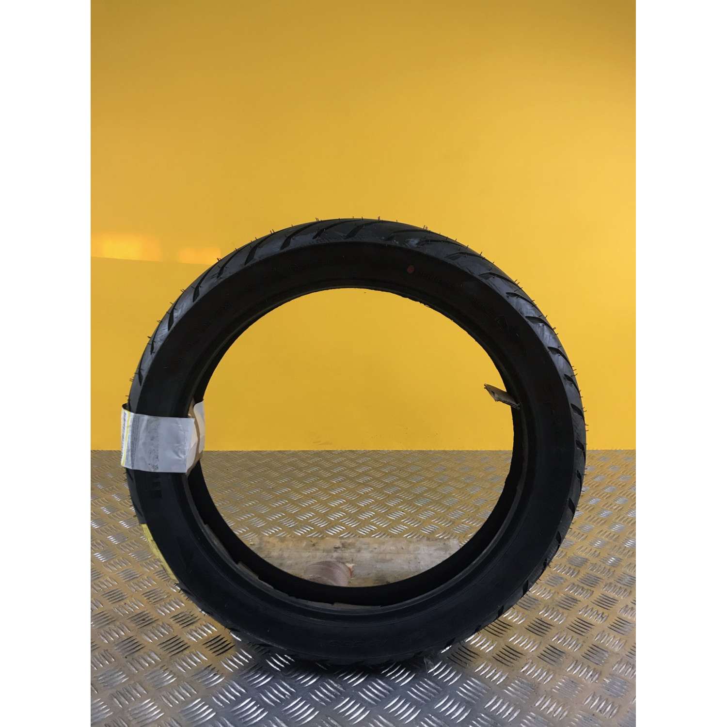 Pneu pour YAMAHA YBR 125 ANGEL CITY