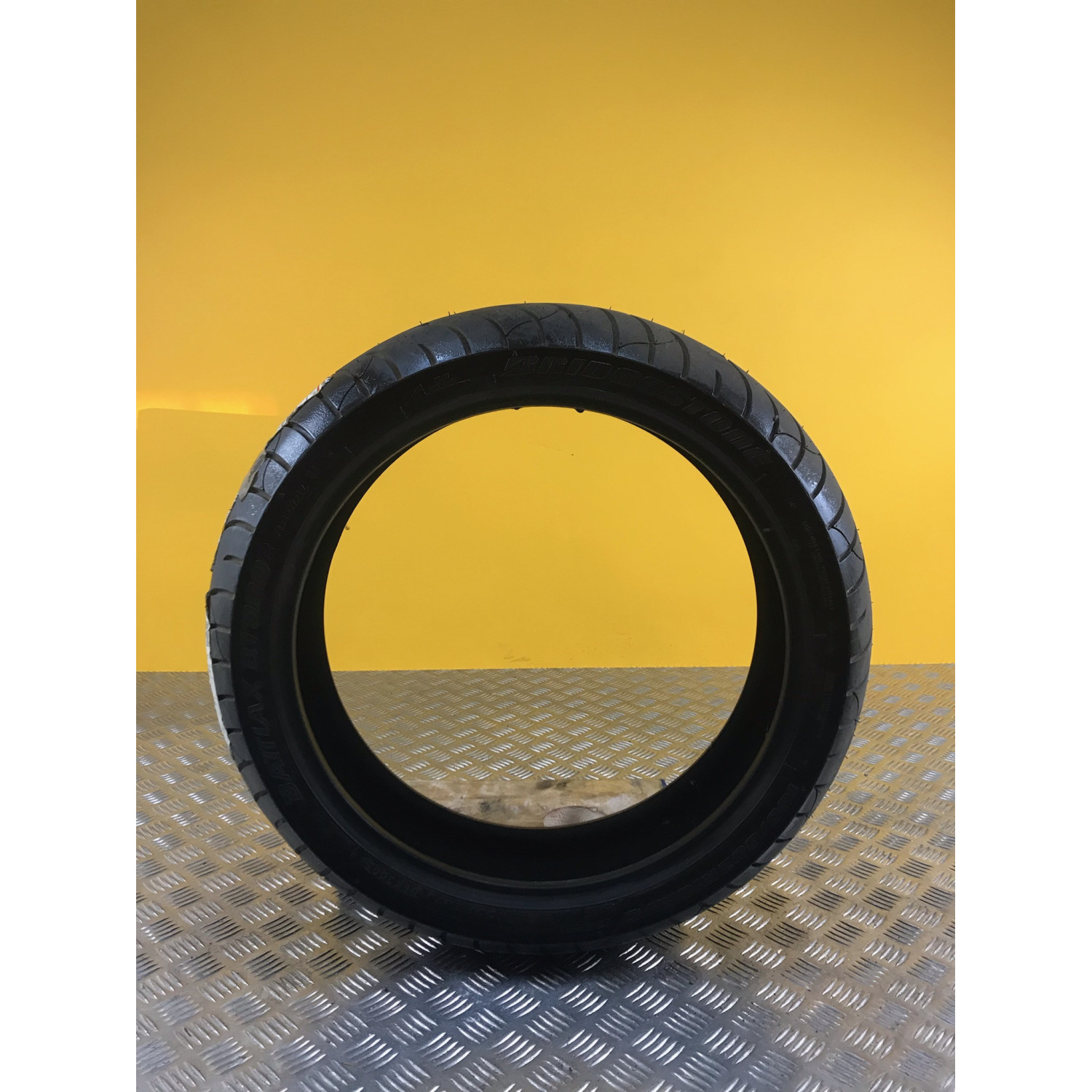 Pneu pour HARLEY DAVIDSON ELECTRA GLIDE CLASSIC ELITE 4