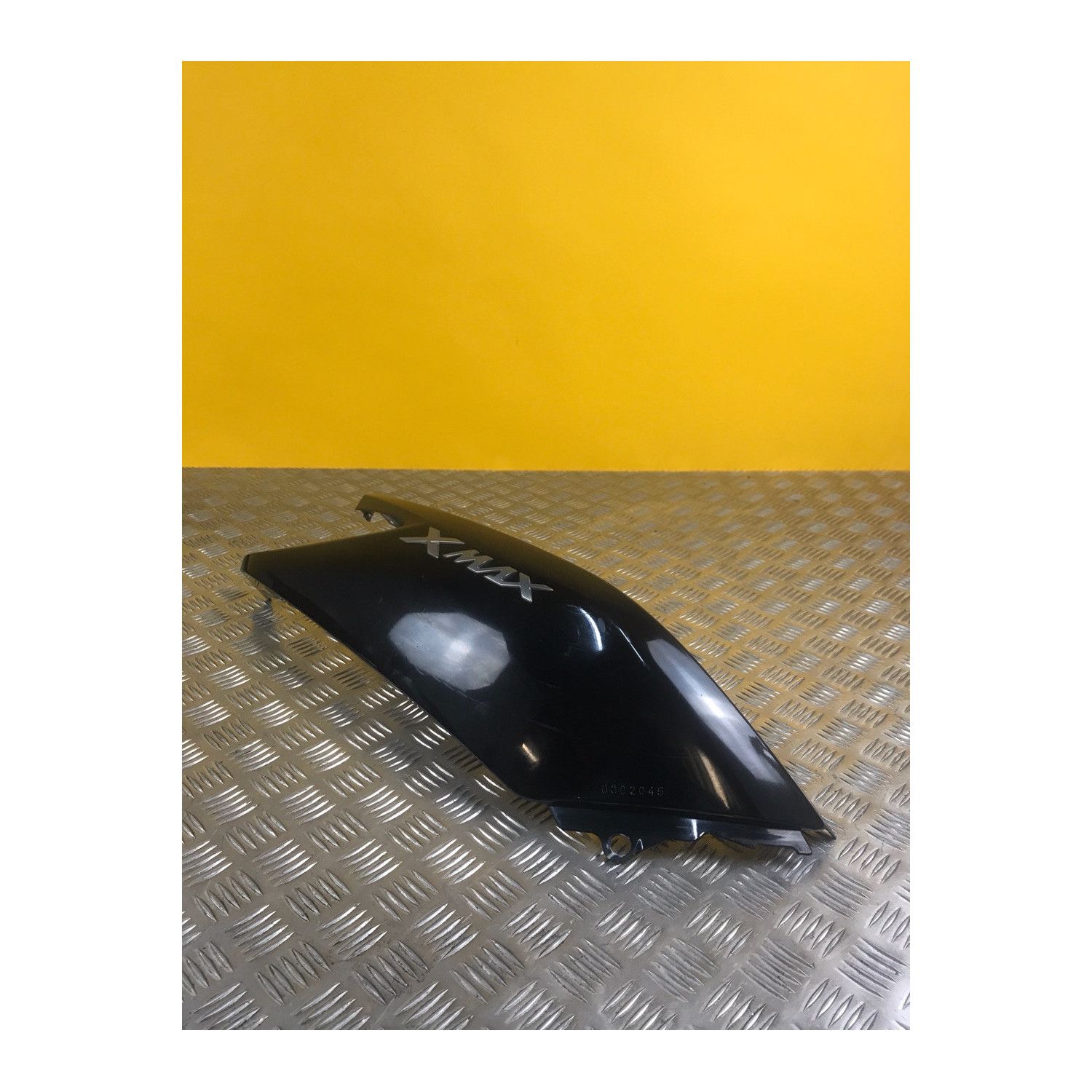 Demi coque arrière droite pour YAMAHA XMAX 125 2011