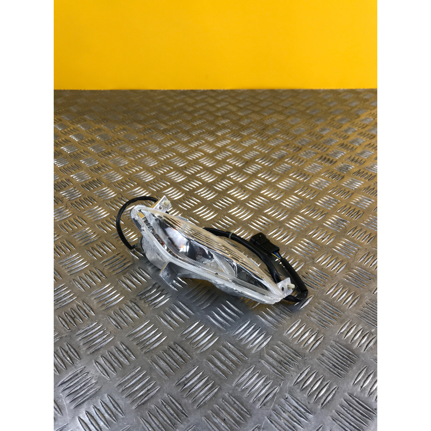 Clignotant avant gauche pour PIAGGIO FLY 125 2016