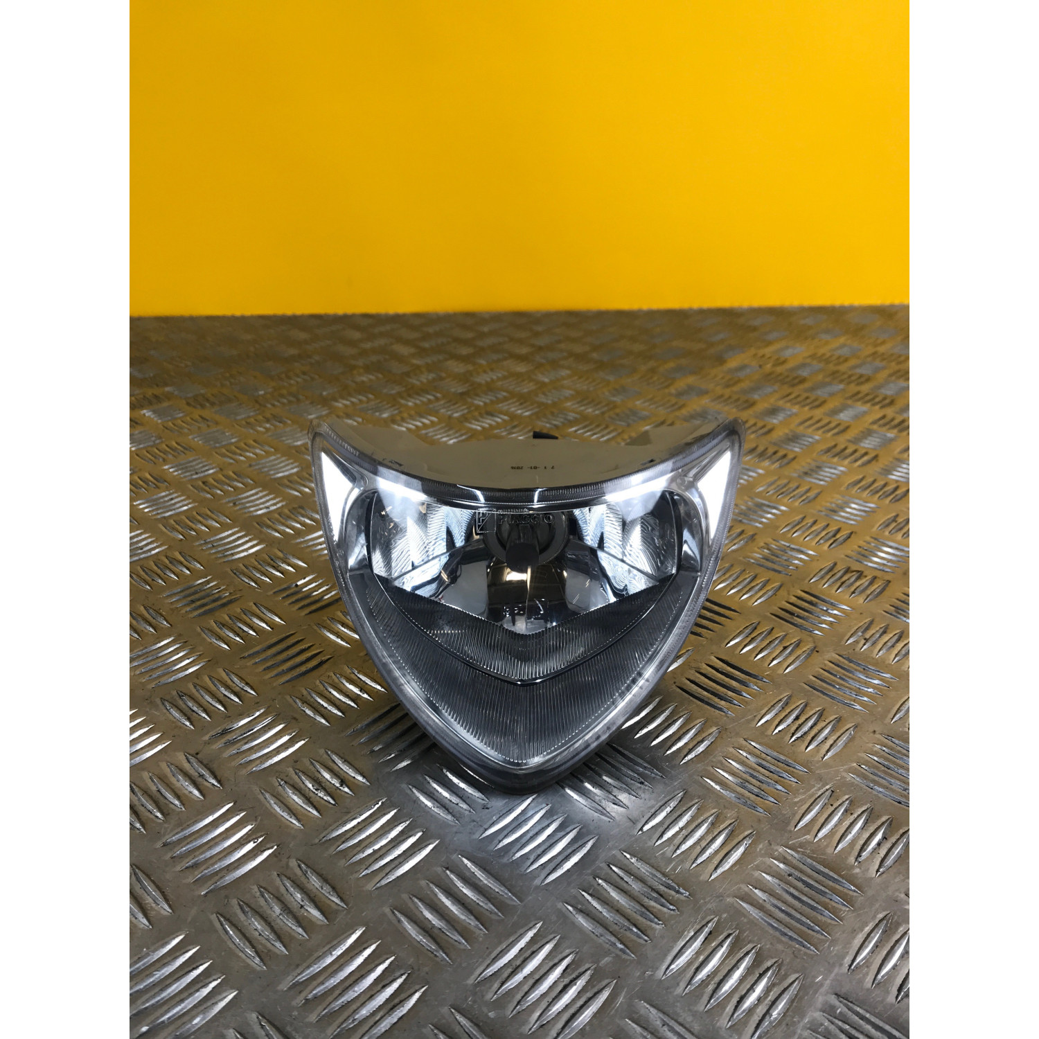 Phare avant pour PIAGGIO FLY 125 2016