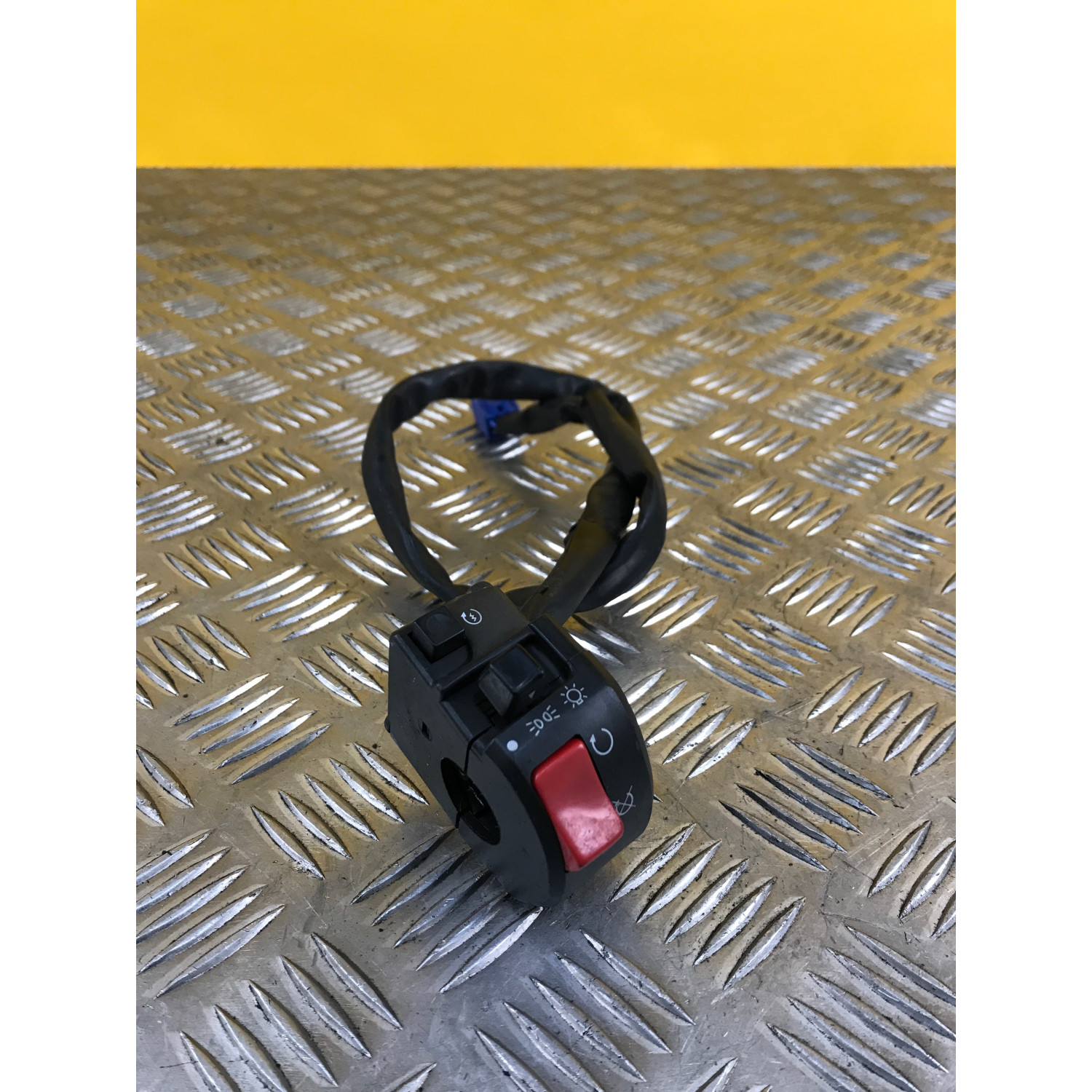 Commodo droit démarrage pour YAMAHA FAZER 600 2002