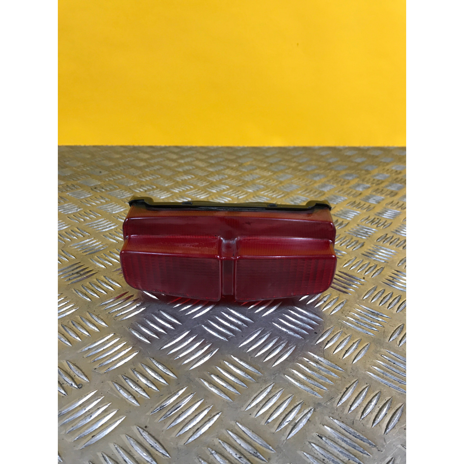 Feux arrière pour YAMAHA FAZER 600 2002