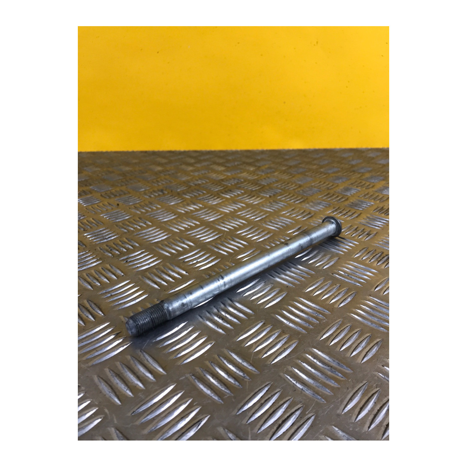 Axe de roue avant pour SUZUKI SV 650 S 2001