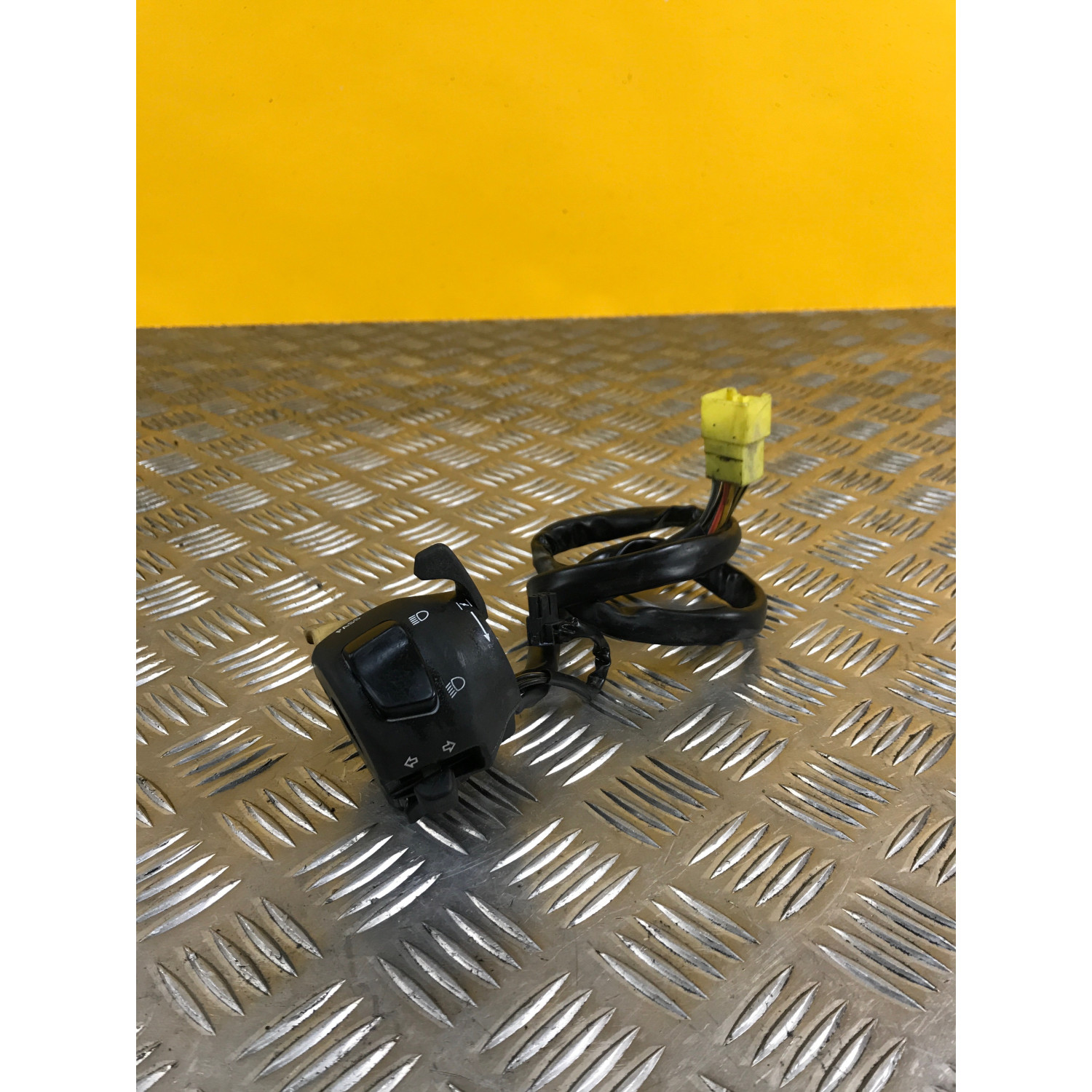 Commodo gauche gestion de l'éclairage pour SUZUKI SV 650 S 2001