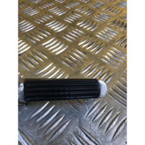 Platine repose pieds avant droite pour SUZUKI SV 650 S 2001