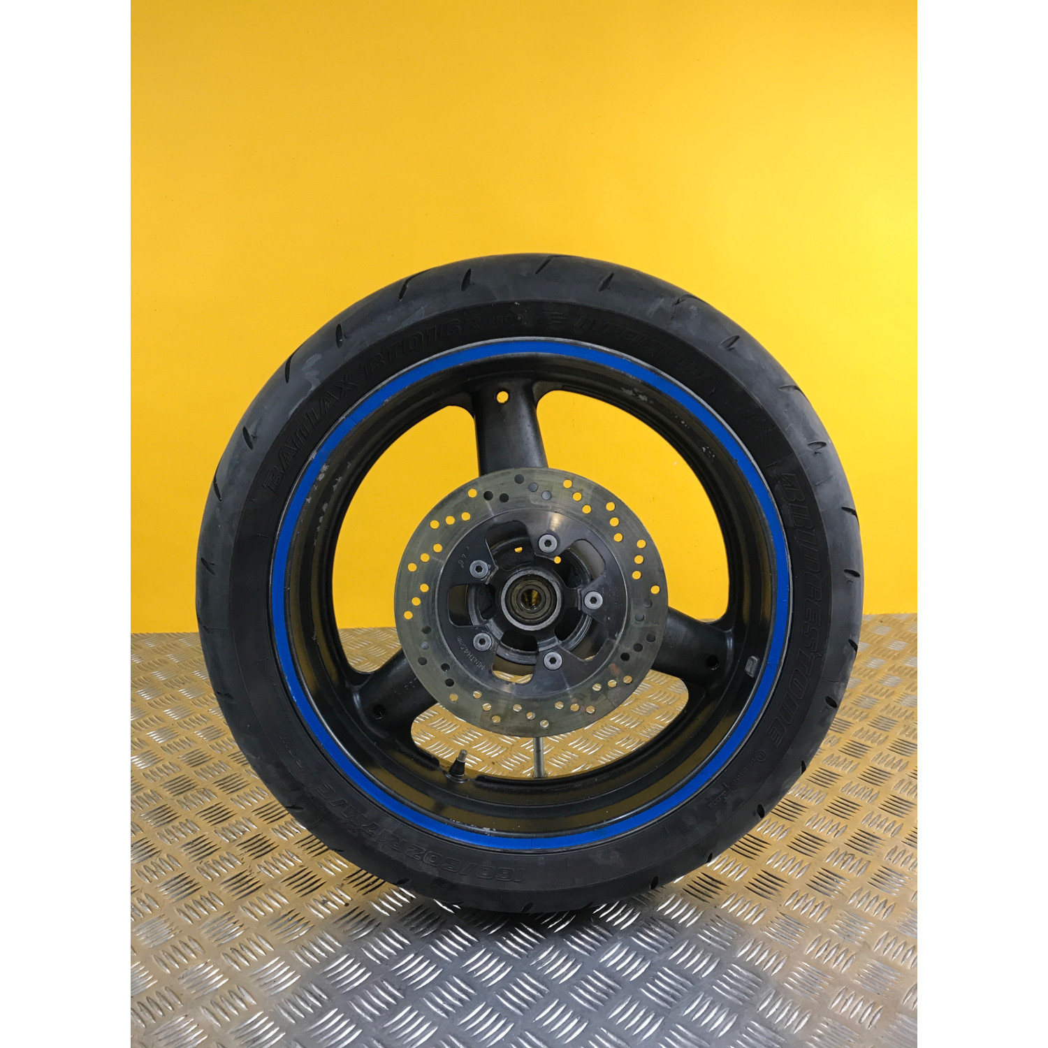 Jante arrière pour SUZUKI SV 650 S 2001