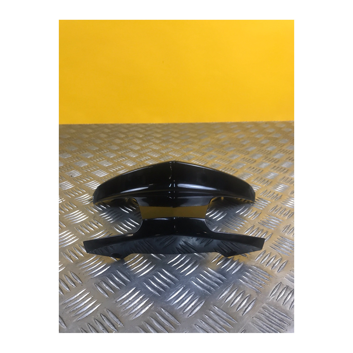 Carenage centrale arriere pour YAMAHA XMAX 125 2011