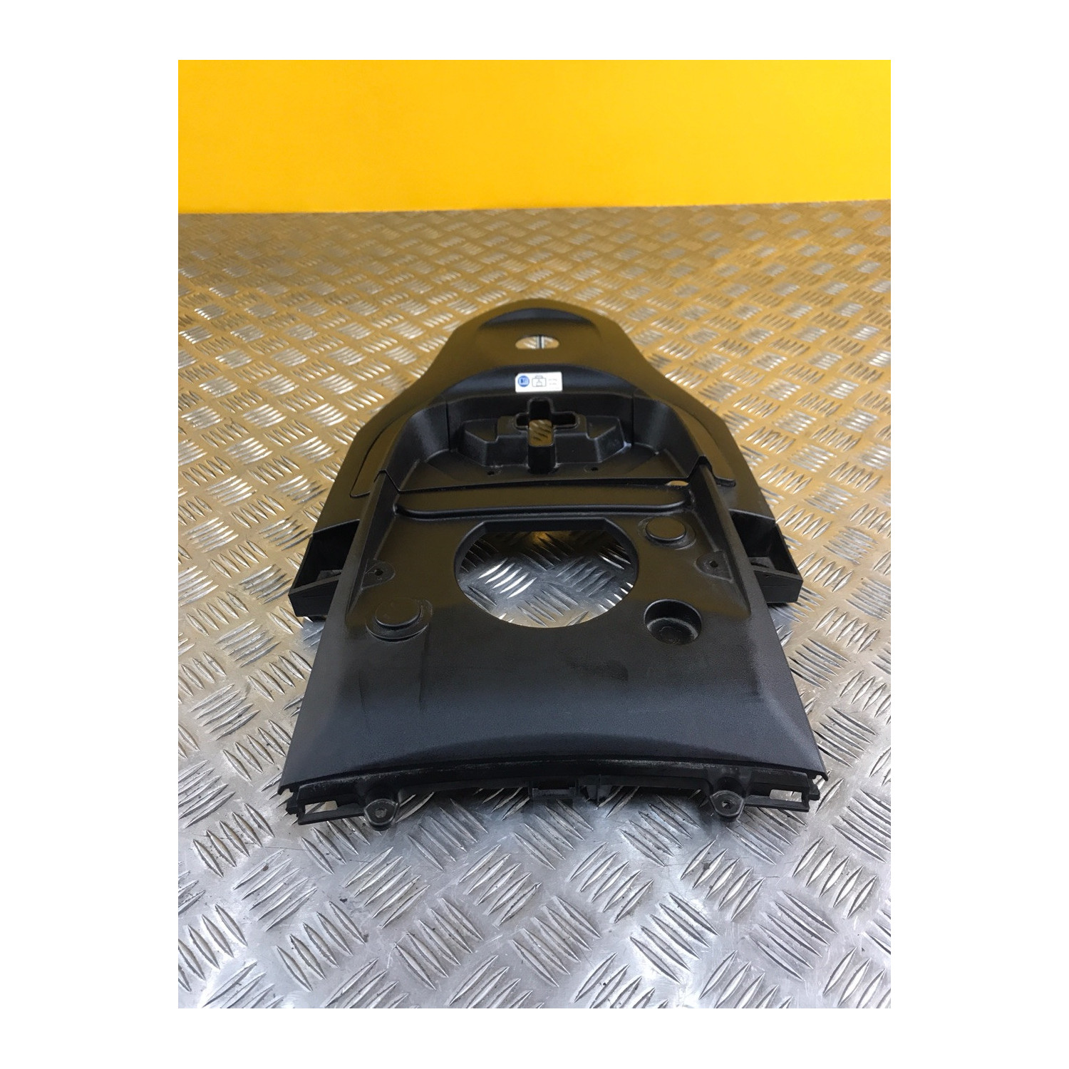 Cache sous selle pour HONDA SH 300 2017 17575-K53-D000