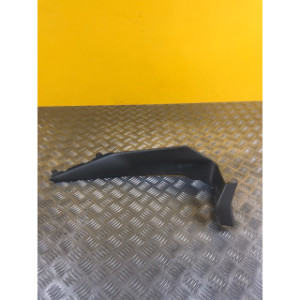 Habillage marche pied gauche pour PIAGGIO MP3 530 2024