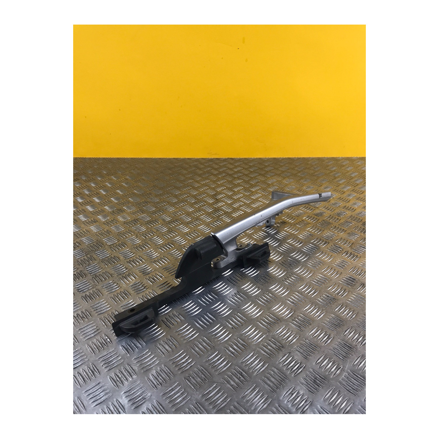 Poignée passager gauche pour KAWASAKI GTR 1400 2010