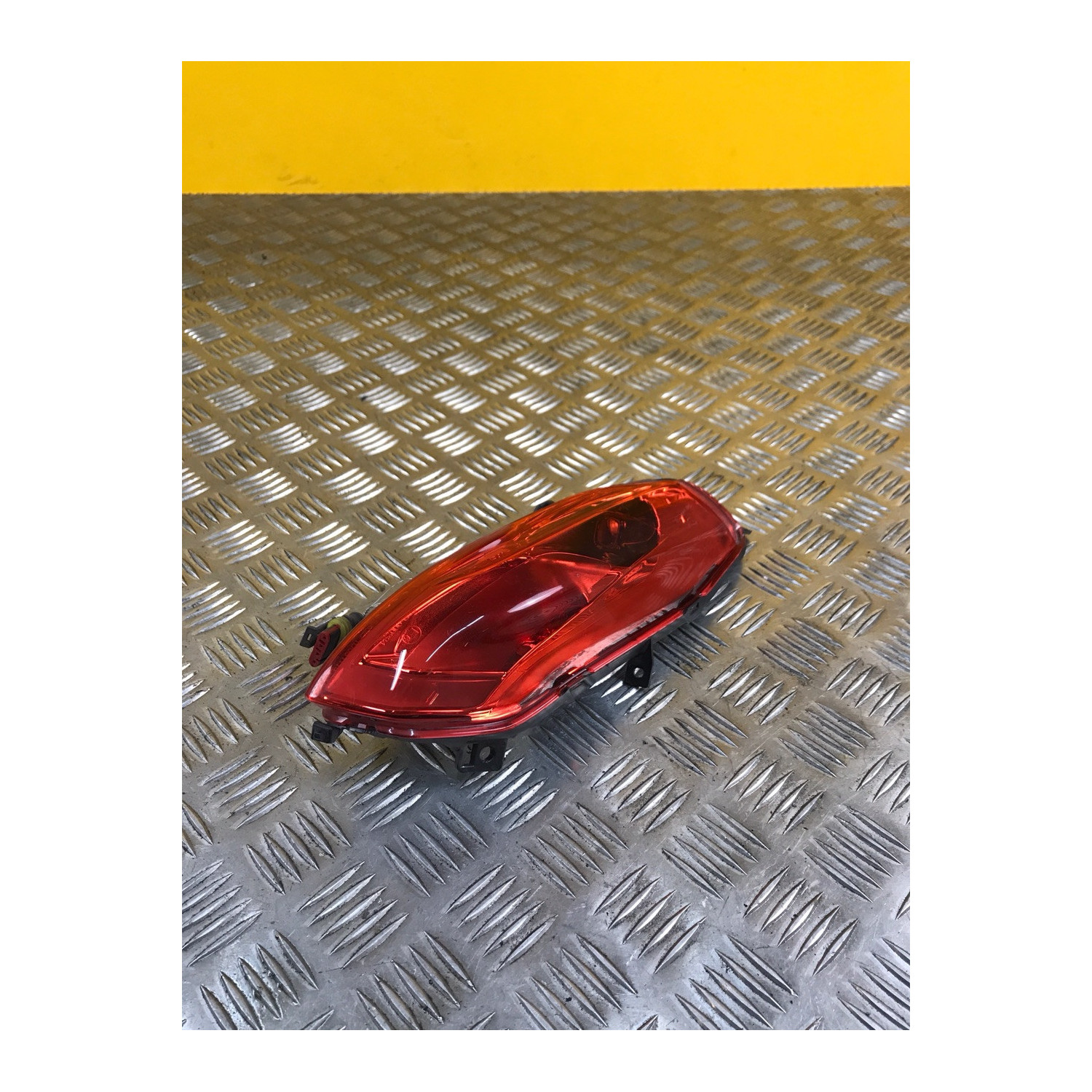 Feux arriere gauche pour PIAGGIO Medley 125 2020