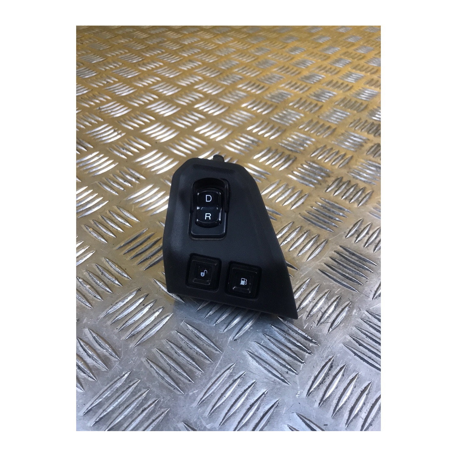 Commutateur gauche pour PIAGGIO MP3 530 2024