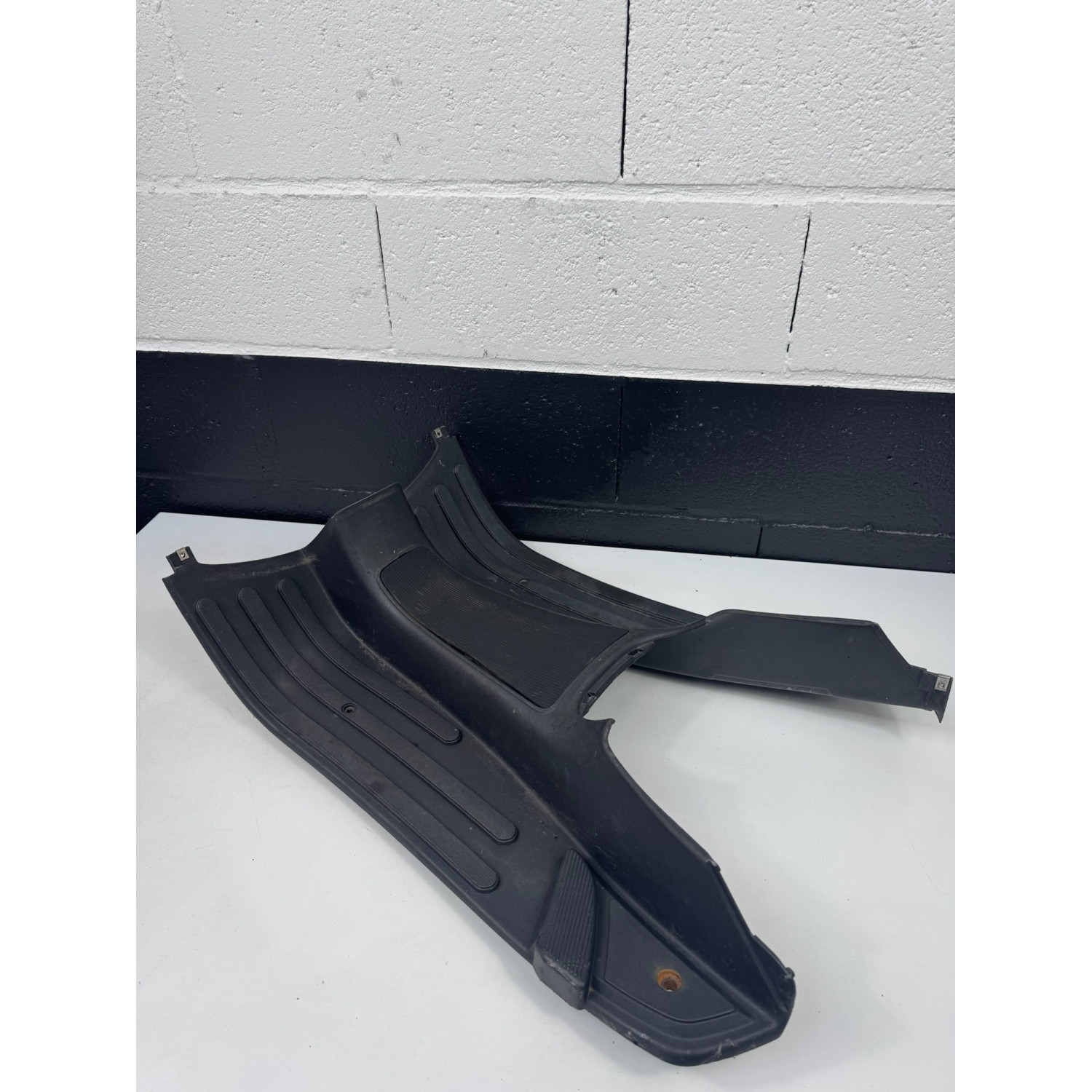 Marche pied pour PIAGGIO VESPA 125 LX 4T 2014