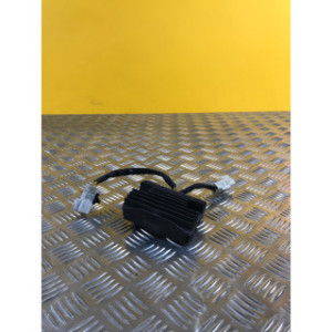 Régulateur de tension pour PIAGGIO VESPA 125 GT 2010