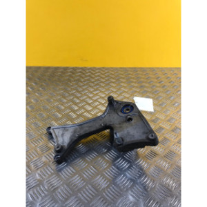 Support echappement pour PIAGGIO VESPA 125 GT 2010
