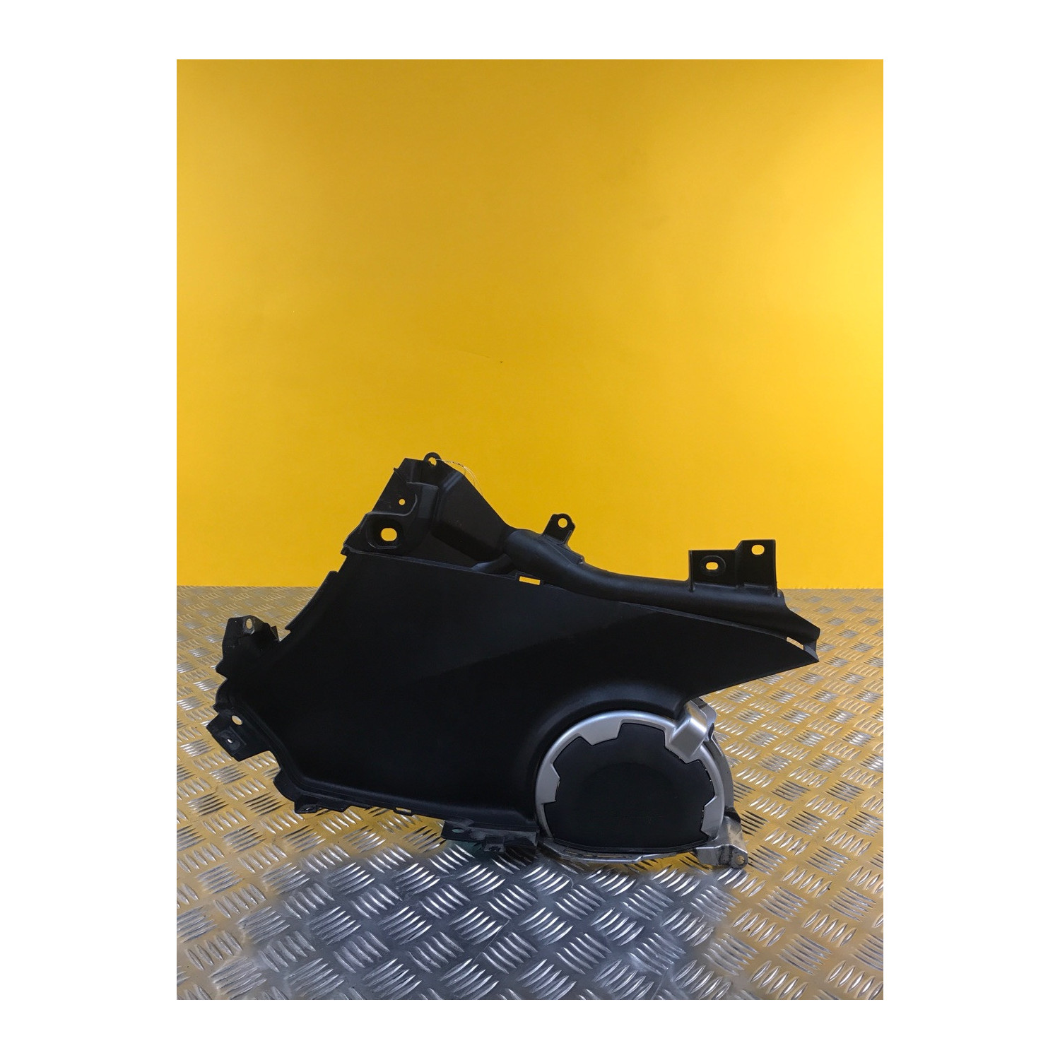 Carénage inférieur gauche pour HONDA NC 750D 2014 64585-MGS-D70