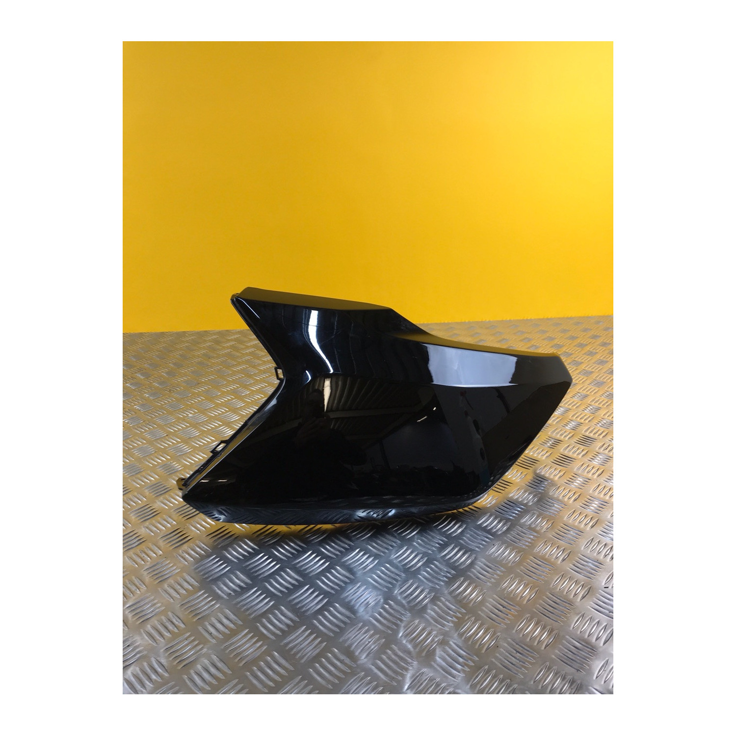 Couvercle de valise droit pour HONDA GOLDWING 1800 81112-MKC-L000