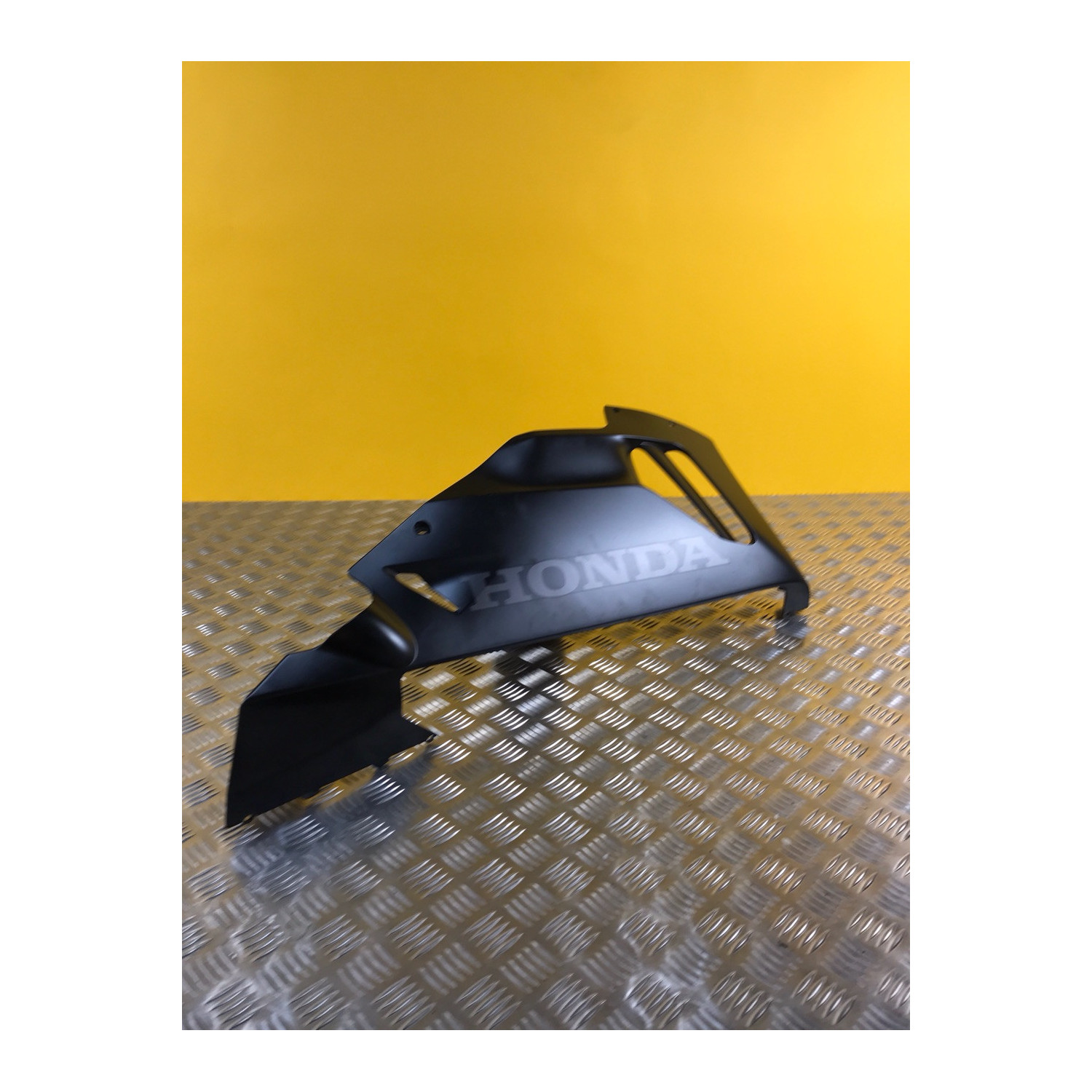 Bas de carénage droit pour HONDA CBR 1000 RR FIRE BLADE 2021 64422-MKR-D100