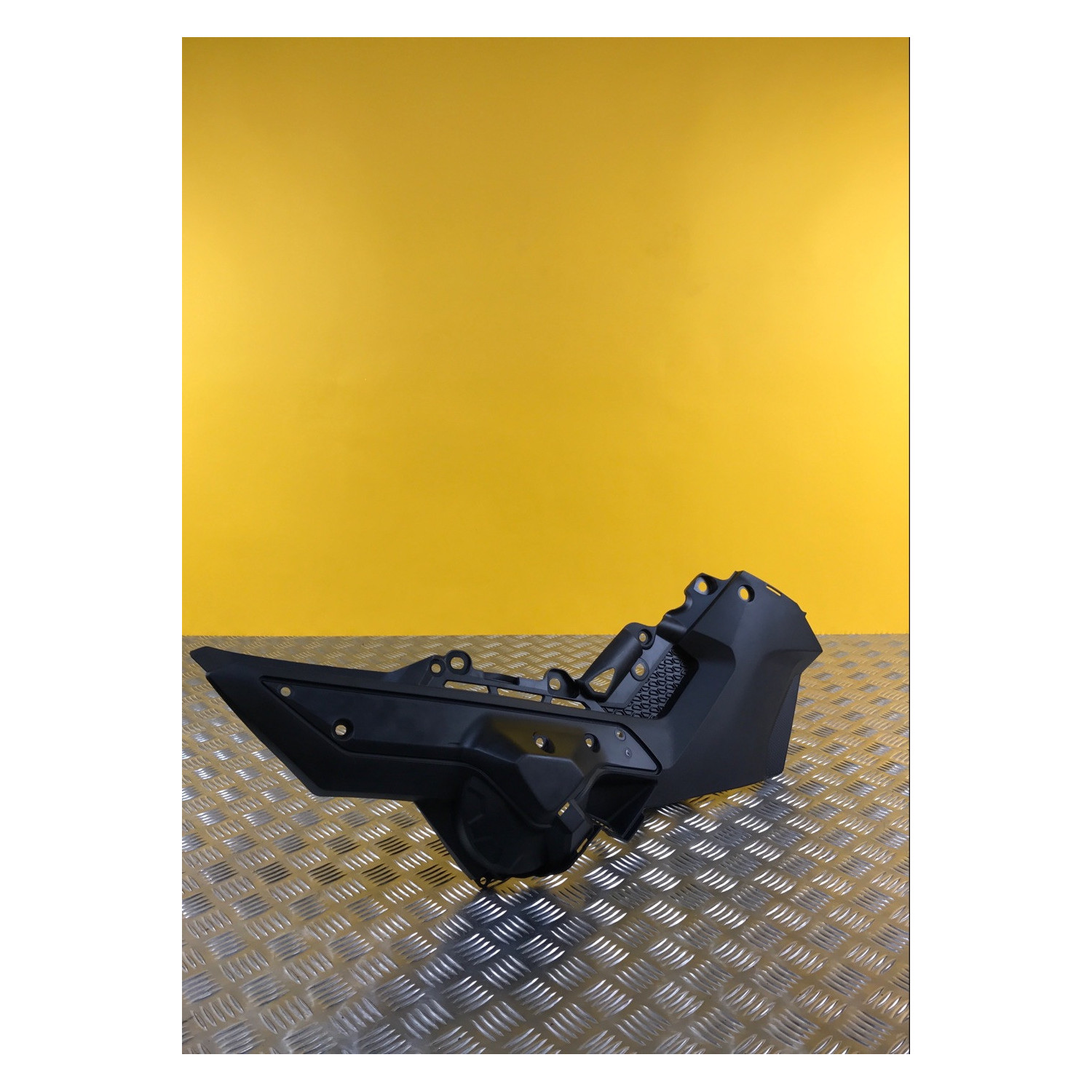 Cache laterale droit pour HONDA XADV 750 2018