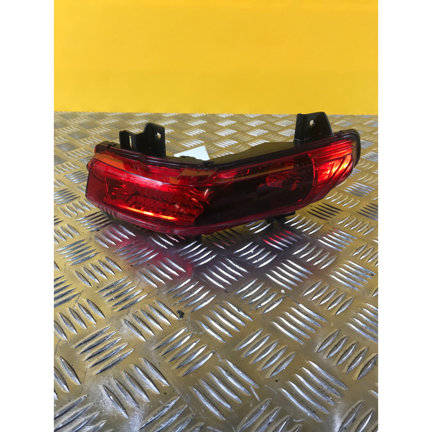 Feux arriere gauche pour PIAGGIO MP3 500 LT 2017