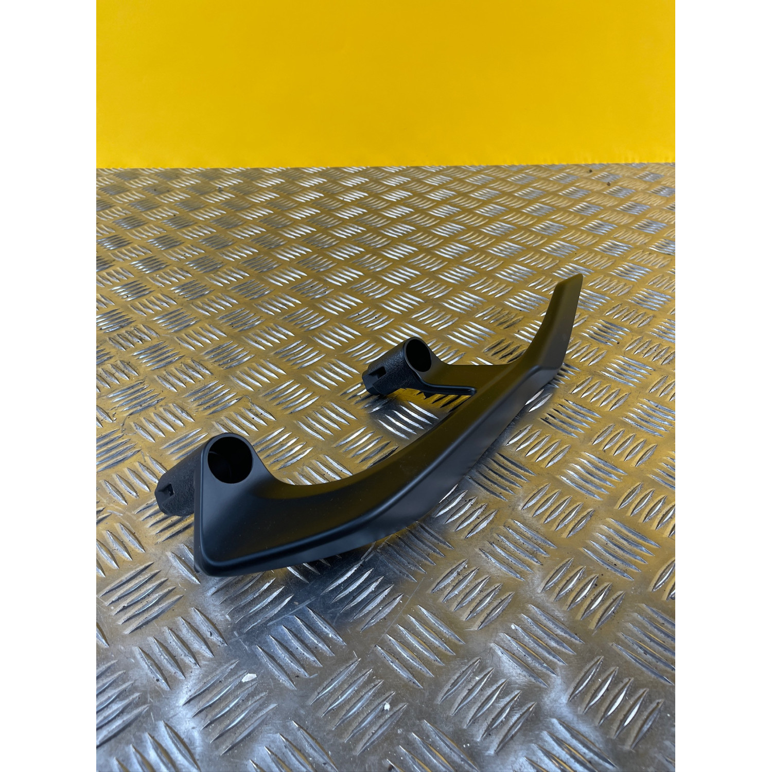 Poignée passager gauche pour YAMAHA T MAX 560 BC3-2474A-00-P4