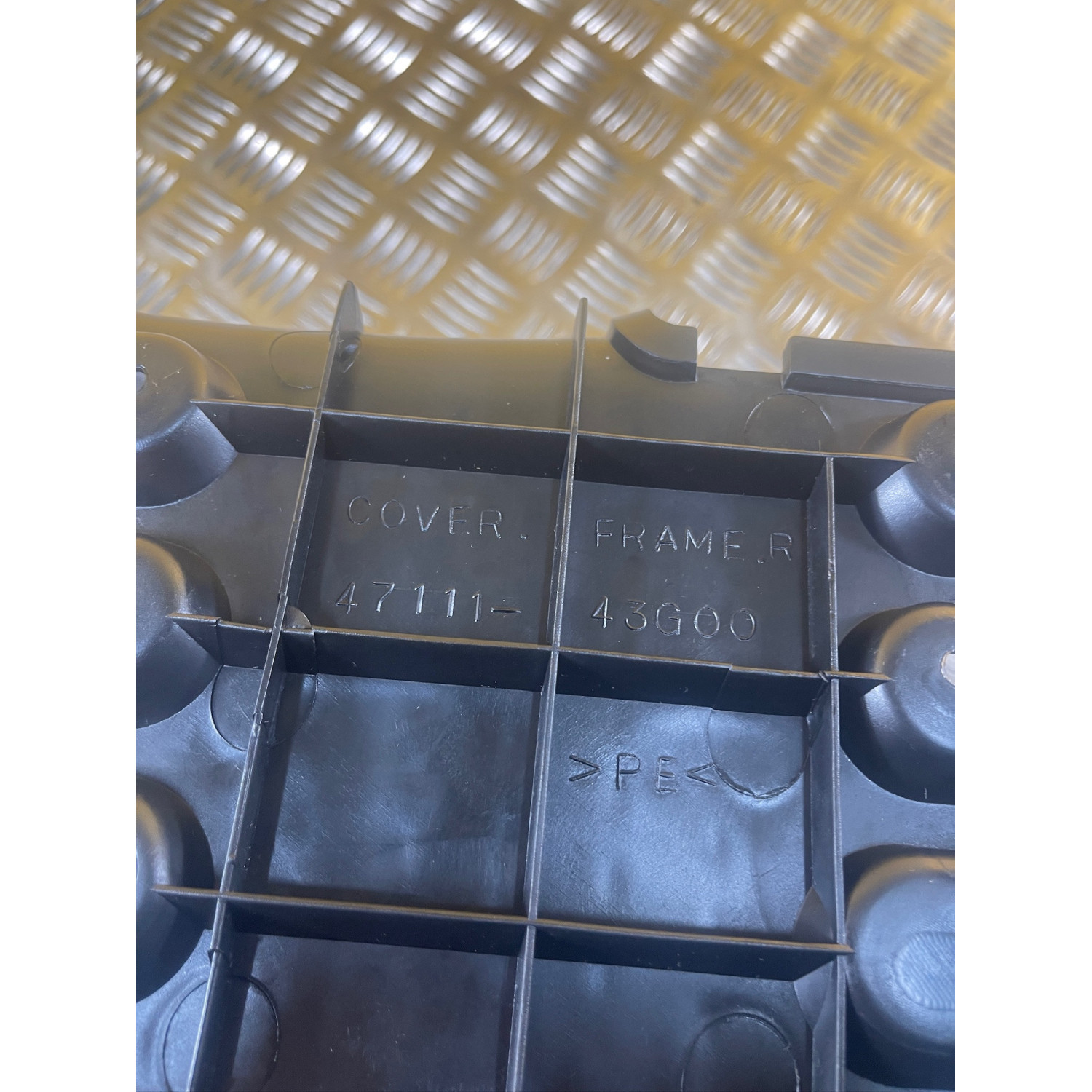 Cache de cadre droit pour SUZUKI LT-Z 50 47111-43G00-291