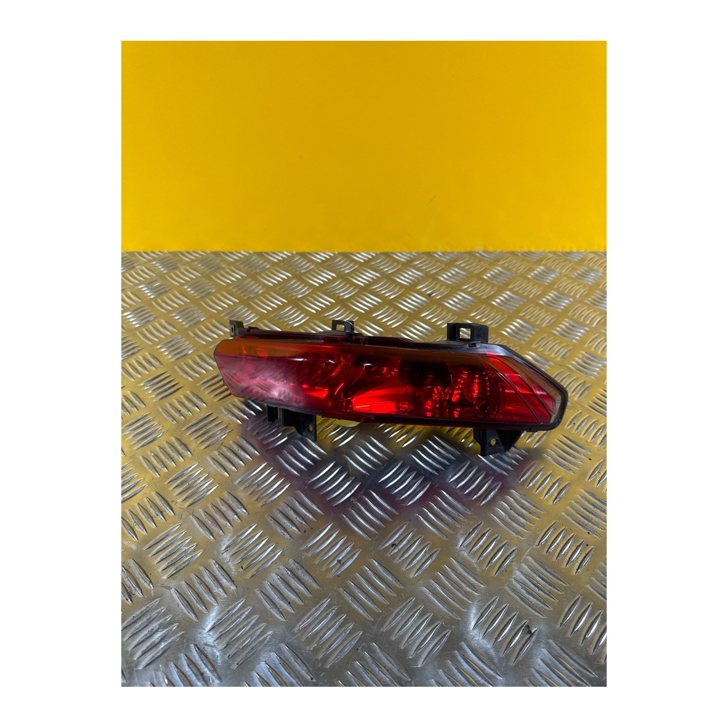 Feux arriere droit pour PIAGGIO MP3 300 IE LT ABS 2016